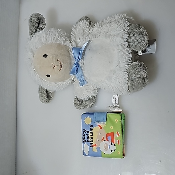 Mary had a little lamb story time puppet - Picture 3 of 3